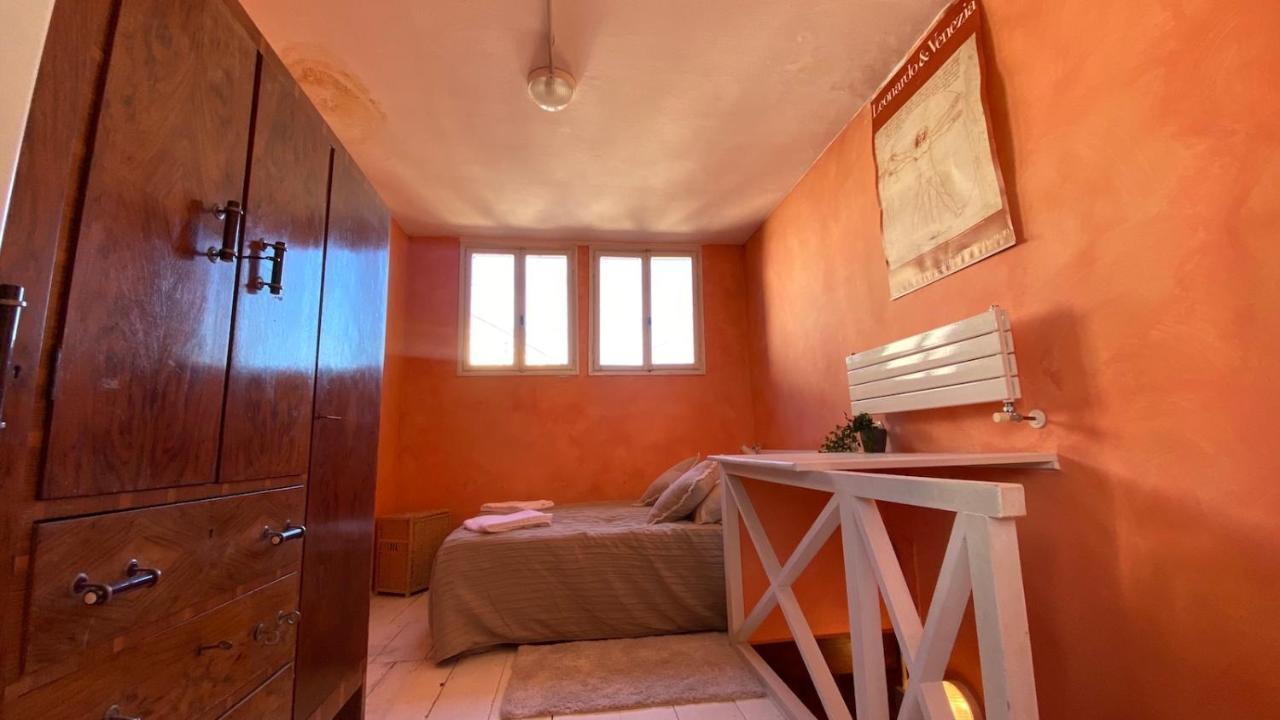 Ca' Romantica - Big Appartment At Accademia Venecia Exterior foto