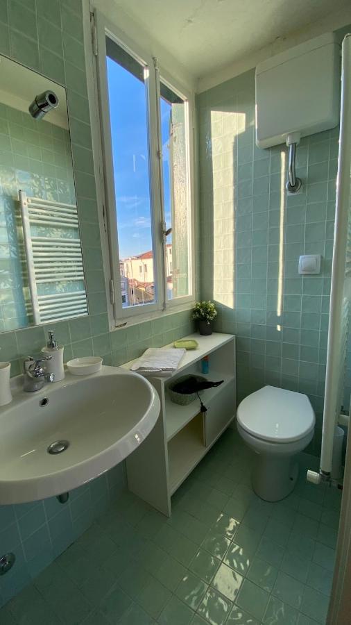Ca' Romantica - Big Appartment At Accademia Venecia Exterior foto